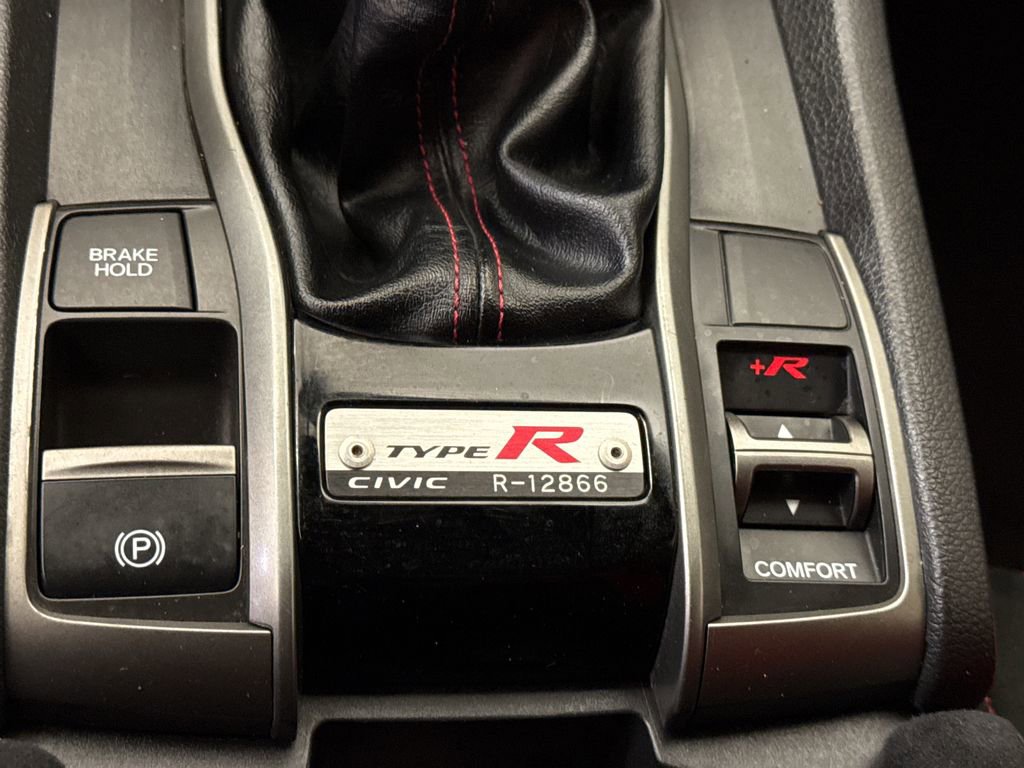 Used 2018 Honda Civic Type R image 31