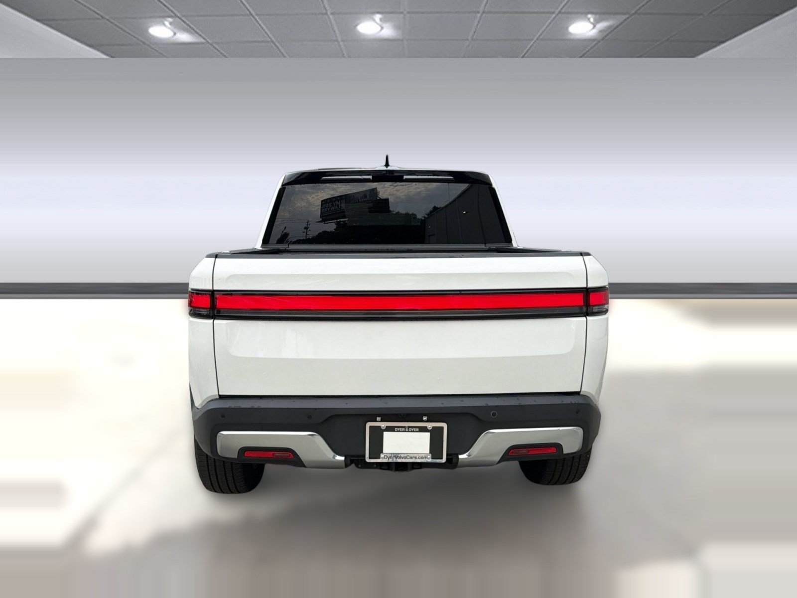 Used 2022 Rivian R1T Adventure AWD/4WD image 10