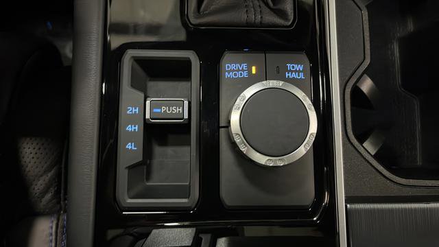 Used 2024 Toyota Sequoia Platinum image 20