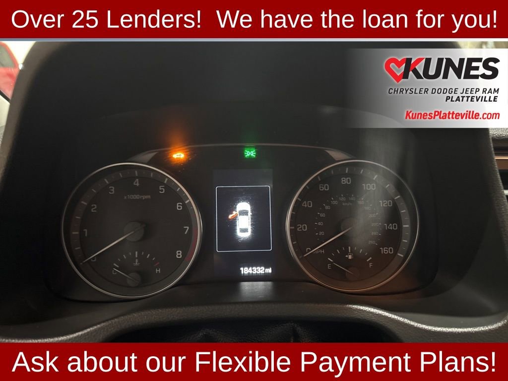 Used 2017 Hyundai Elantra Limited w/ Limited Tech Package 04 image 18