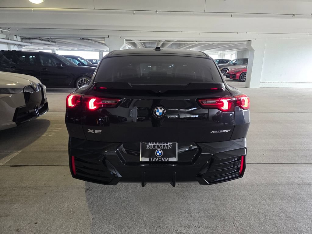 New 2026 BMW X2 xDrive28i w/ Technology Package AWD/4WD image 5