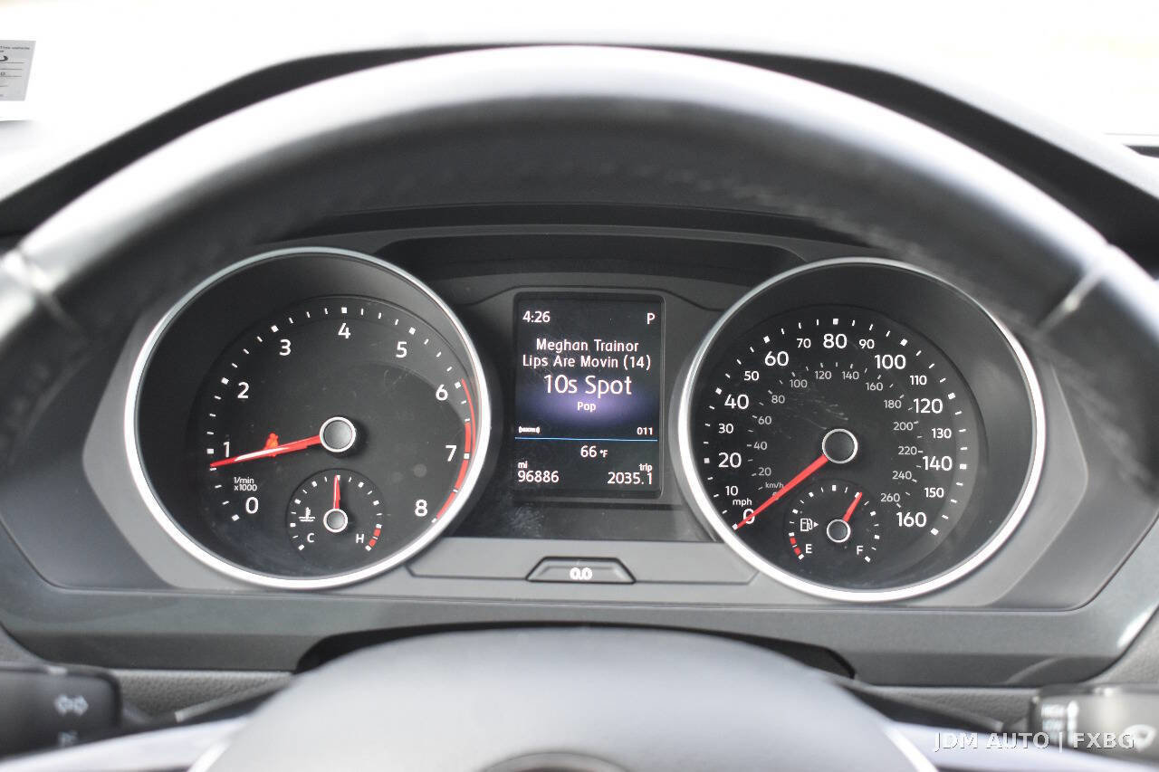 Used 2019 Volkswagen Tiguan SE AWD/4WD image 22