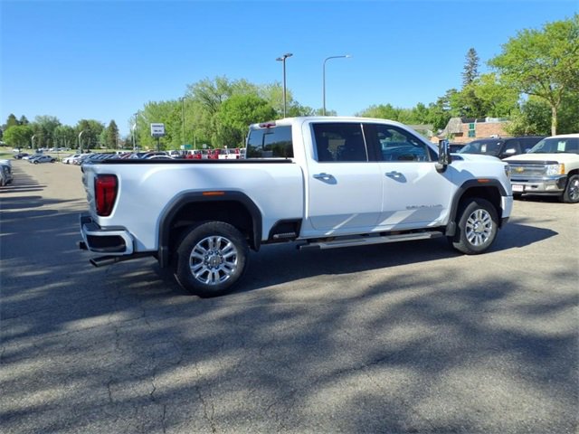 Used 2020 GMC Sierra 3500 Denali w/ Technology Package image 3