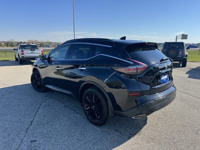 Used 2023 Nissan Murano SV w/ SV Midnight Edition Package image 6