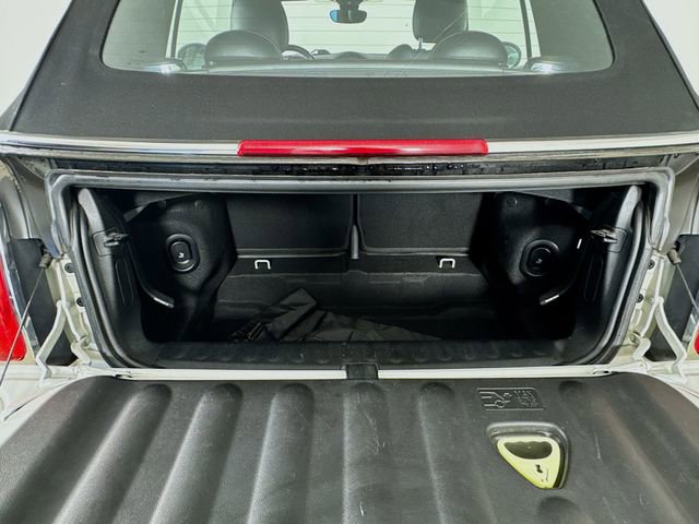 Used 2019 MINI Cooper S w/ Signature Upholstery Package FWD image 27