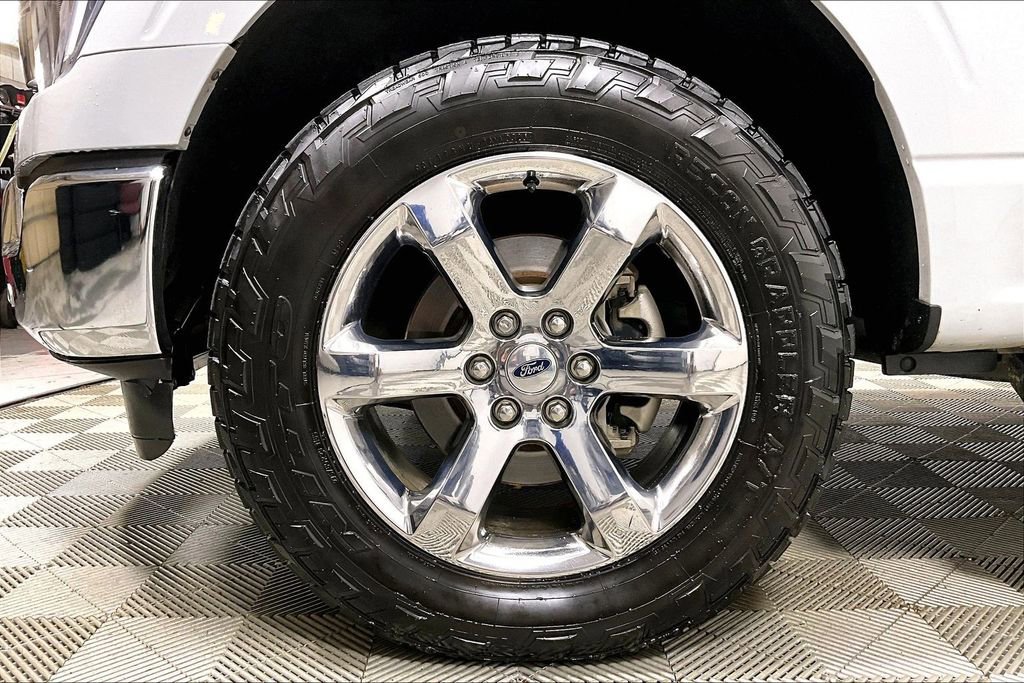 Used 2023 Ford F150 Lariat w/ Max Trailer Tow Package image 8