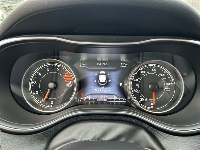 Used 2019 Jeep Cherokee Limited image 19