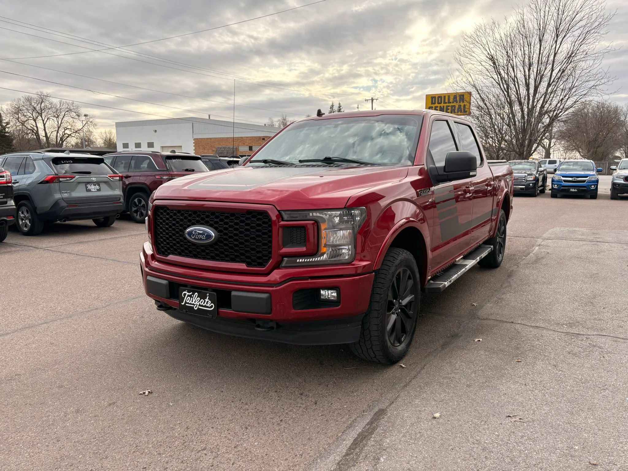 Used 2019 Ford F150 XLT w/ Equipment Group 302A Luxury AWD/4WD image 4