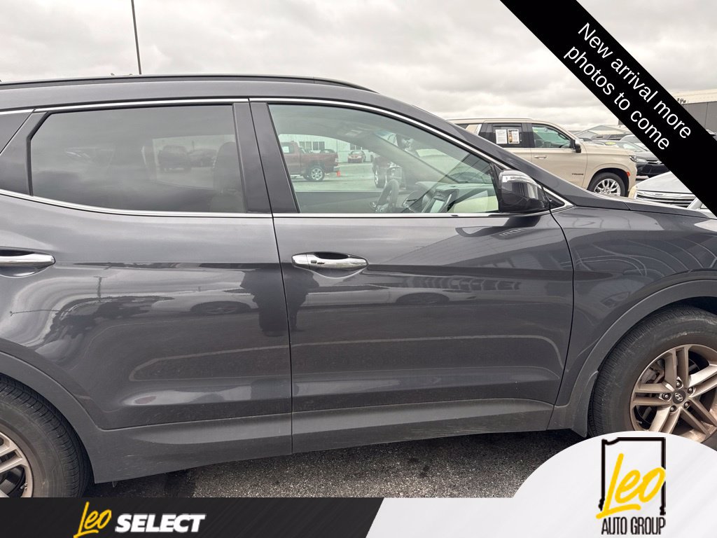 Used 2018 Hyundai Santa Fe Sport w/ 2.4L Value Package 02 AWD/4WD image 4