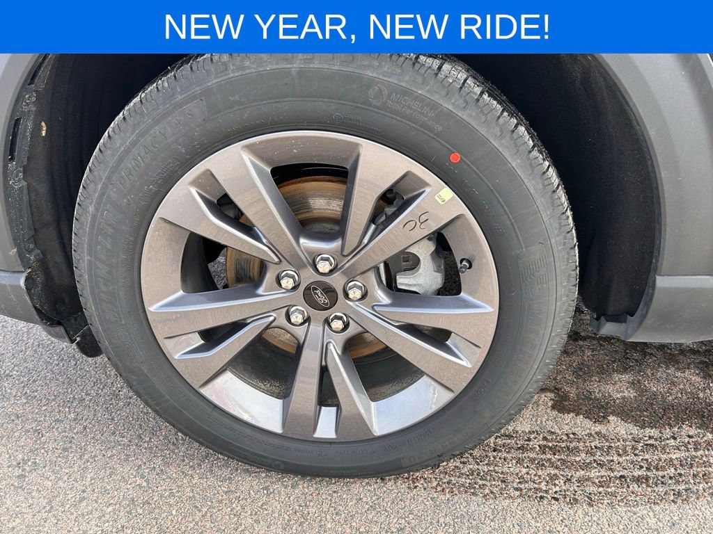 Used 2026 Ford Explorer Active w/ Active Comfort Package image 45