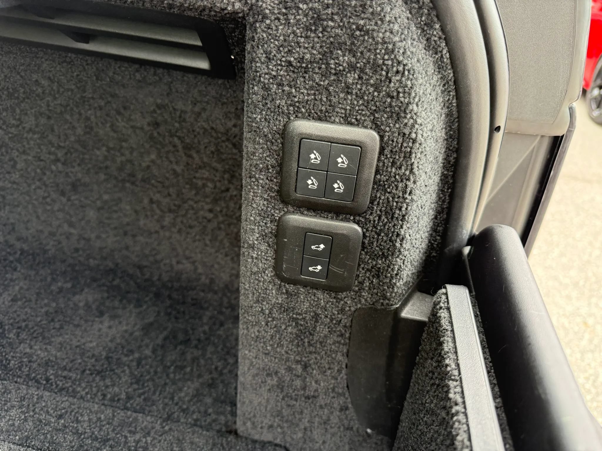 Used 2018 Land Rover Range Rover HSE AWD/4WD image 29
