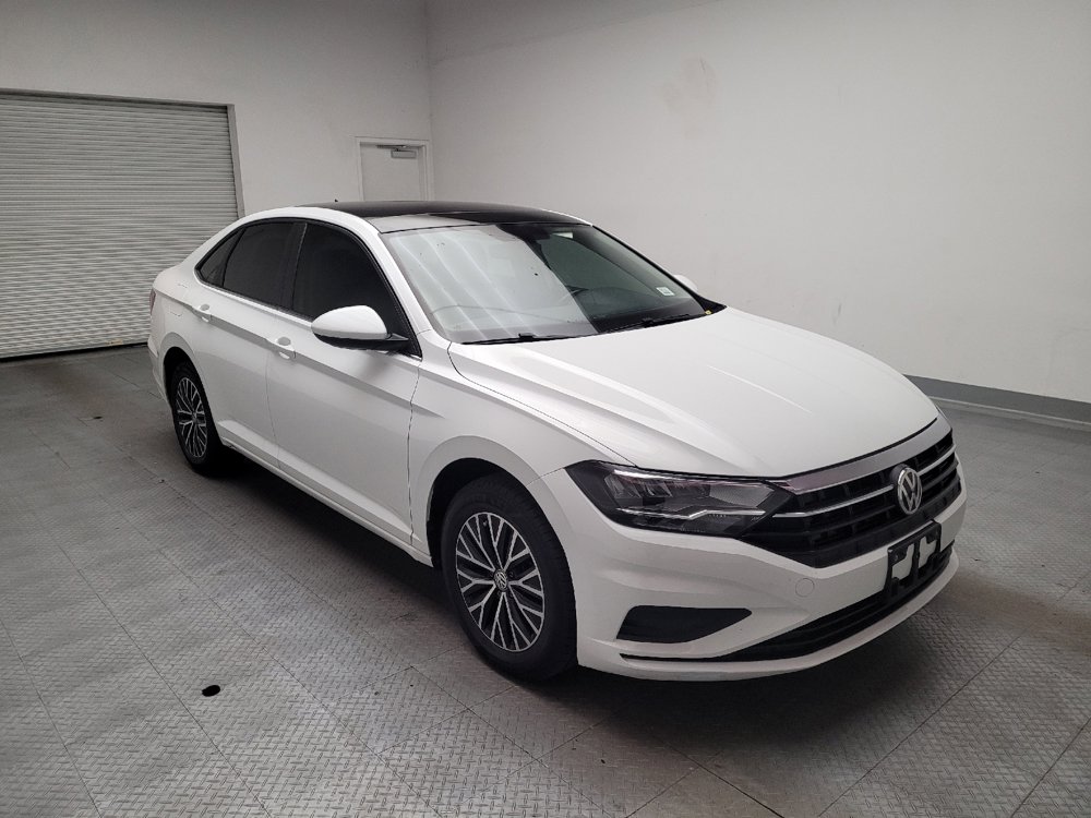 Used 2020 Volkswagen Jetta SE w/ SE Cold Weather Package FWD image 13