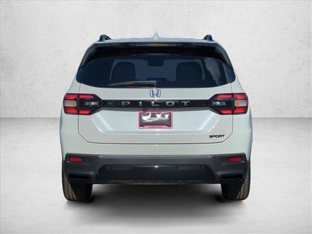 New 2026 Honda Pilot Sport image 8