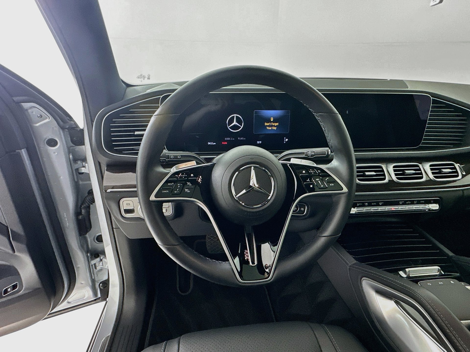 Used 2026 Mercedes-Benz GLE 350 4MATIC image 12