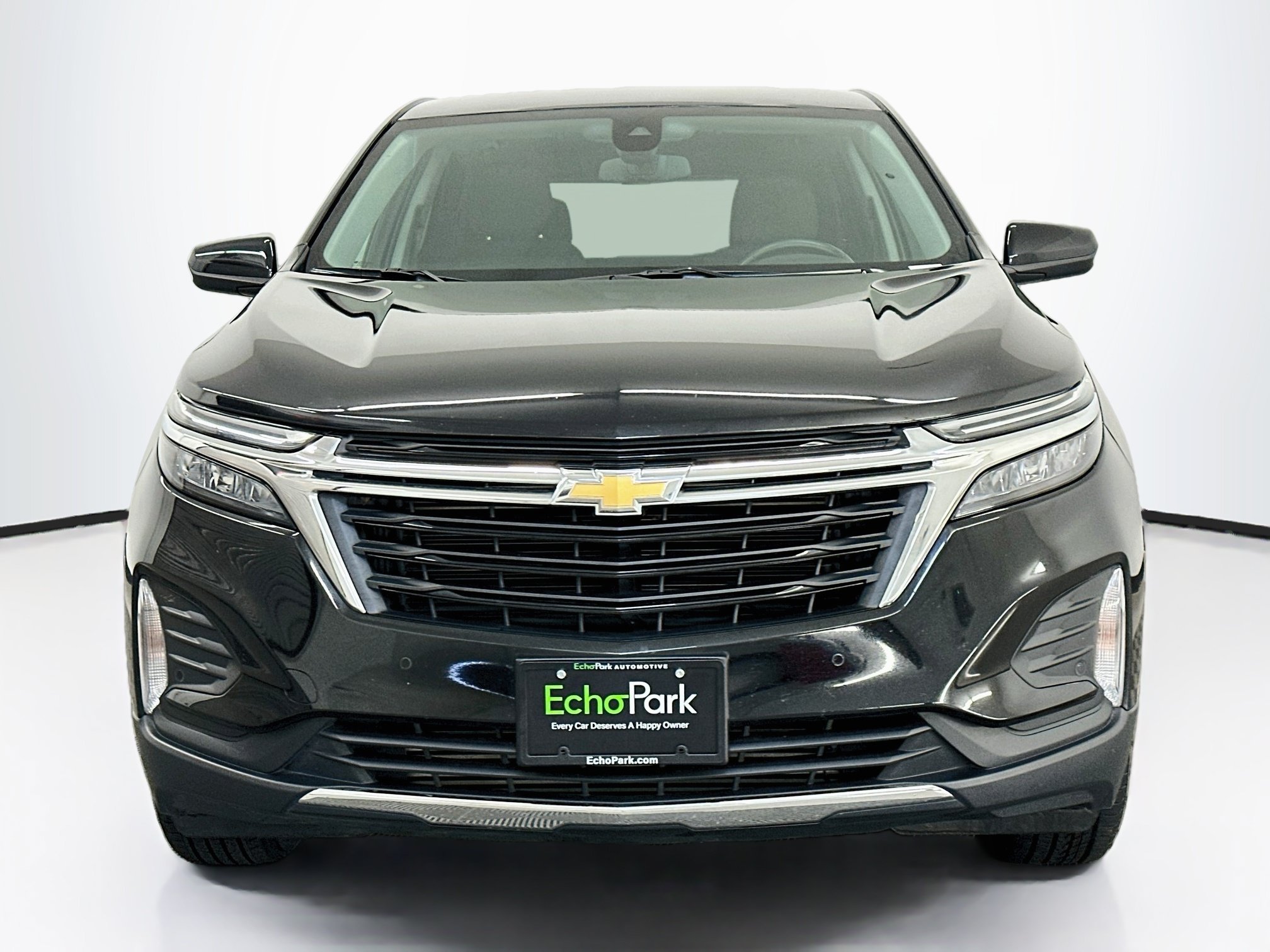 Used 2024 Chevrolet Equinox LT AWD/4WD image 2