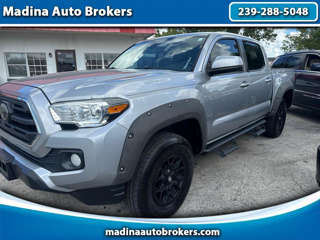 Used 2019 Toyota Tacoma SR5 RWD image 1