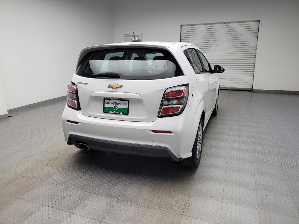 Used 2019 Chevrolet Sonic LT FWD image 7
