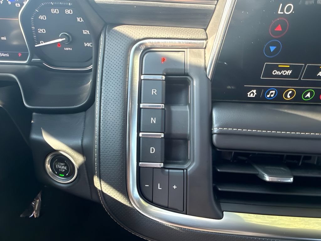 Used 2021 GMC Yukon SLT w/ SLT Premium Package AWD/4WD image 21