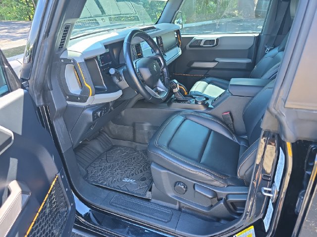 Used 2022 Ford Bronco Badlands w/ Sasquatch Package AWD/4WD image 10