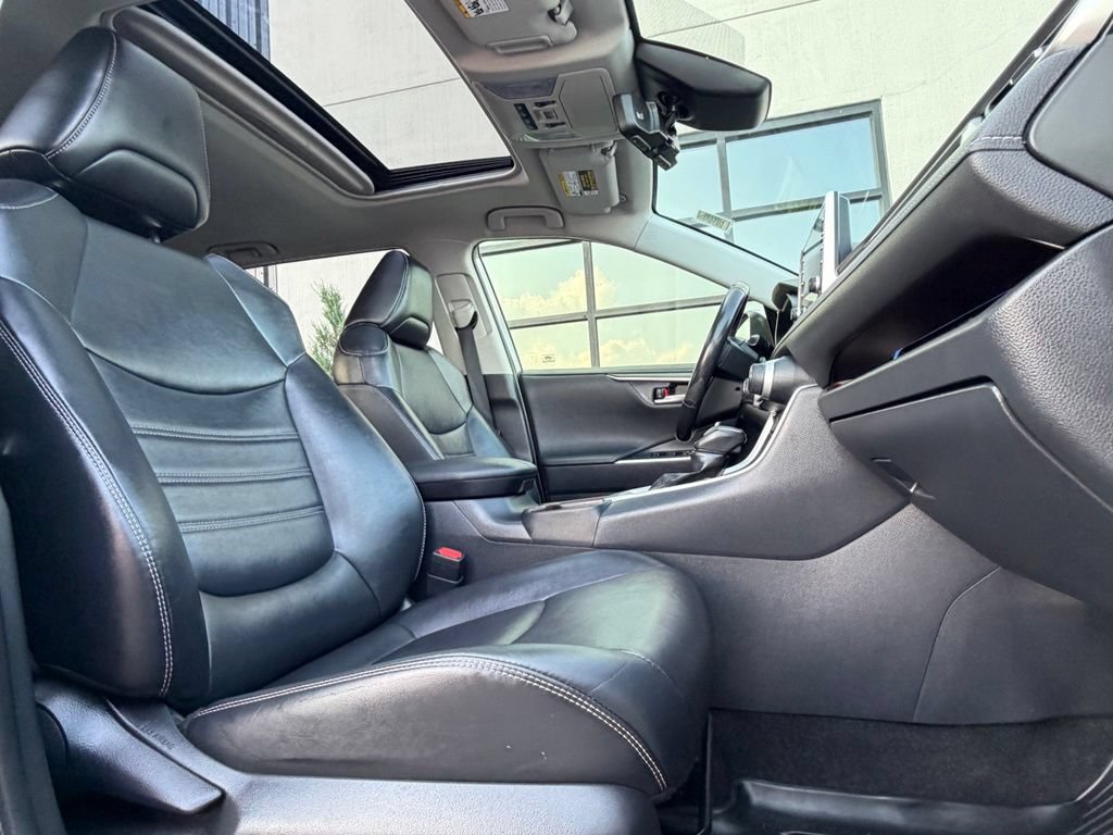 Used 2019 Toyota RAV4 Limited w/ All Weather Liner Package AWD/4WD image 21