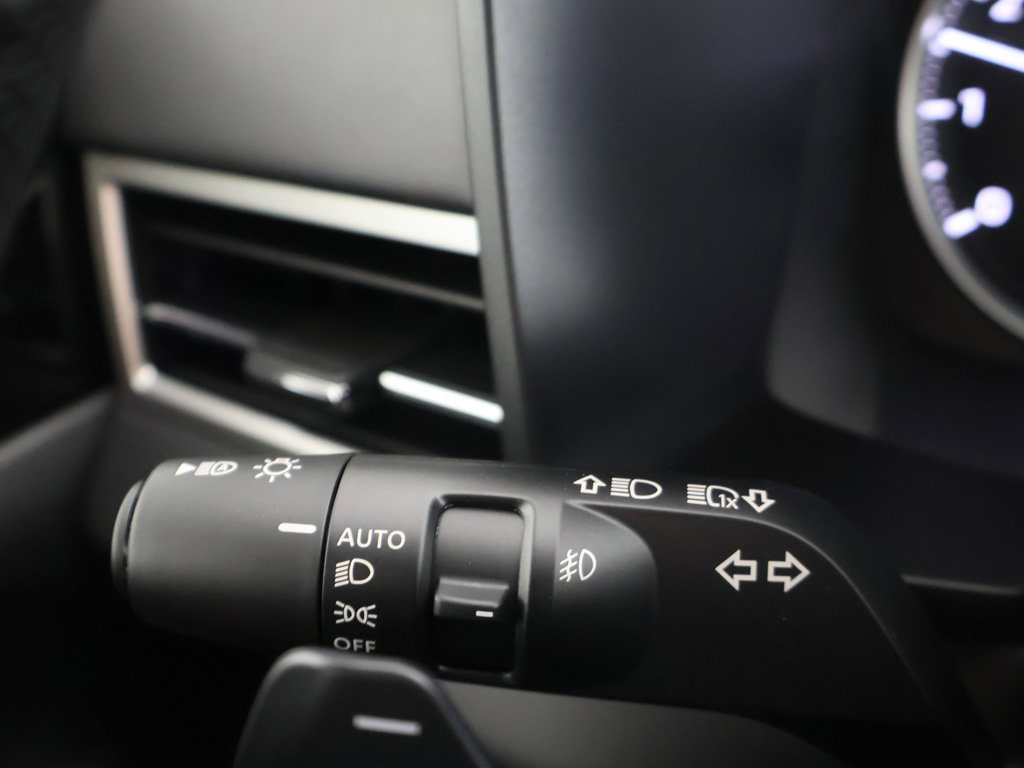 New 2026 Mitsubishi Outlander LE FWD image 42