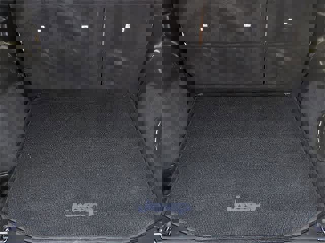 Used 2021 Jeep Grand Cherokee Summit image 36