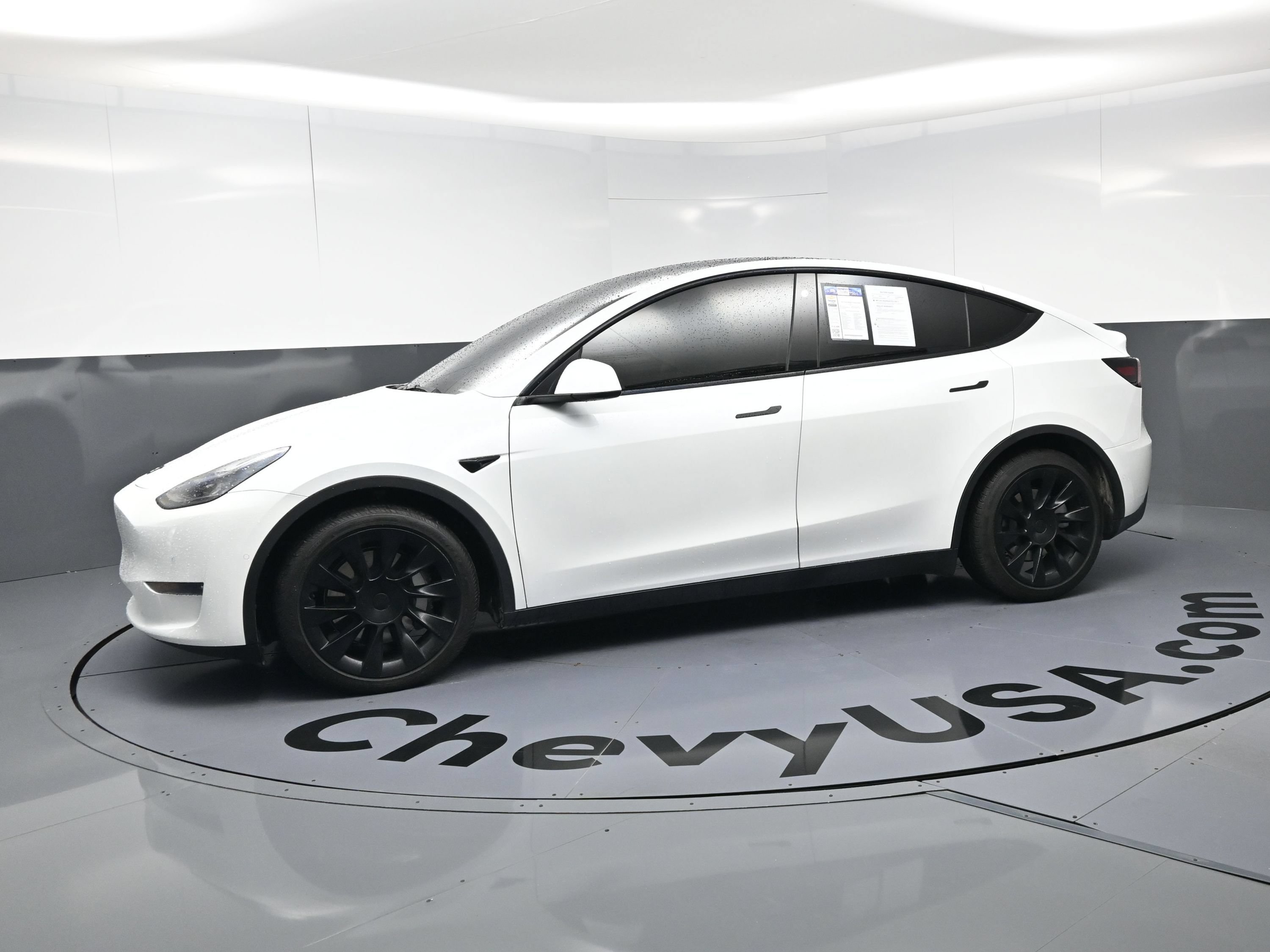 Used 2021 Tesla Model Y Long Range AWD/4WD image 6