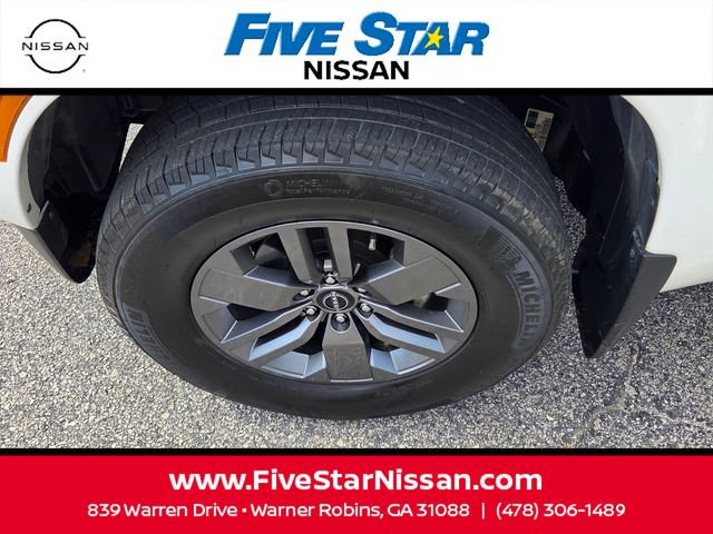 Used 2025 Nissan Frontier SV w/ Tow Package AWD/4WD image 17
