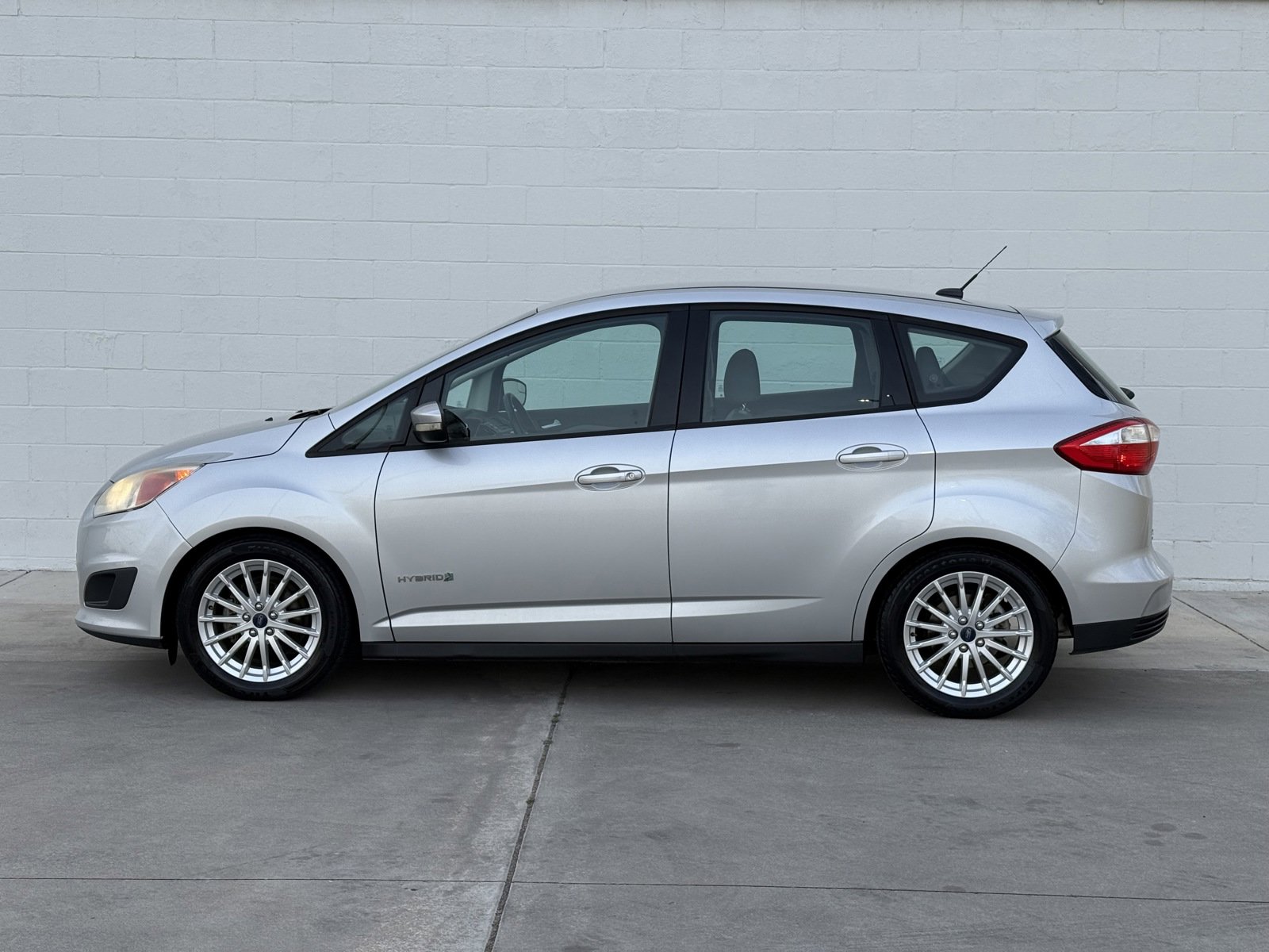 Used 2015 Ford C-MAX SE image 4