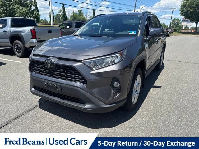 Used 2020 Toyota RAV4 XLE w/ All Weather Liner Package AWD/4WD image 23