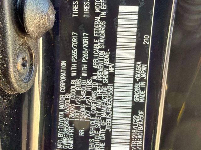 Used 2016 Toyota 4Runner Trail Premium AWD/4WD image 31