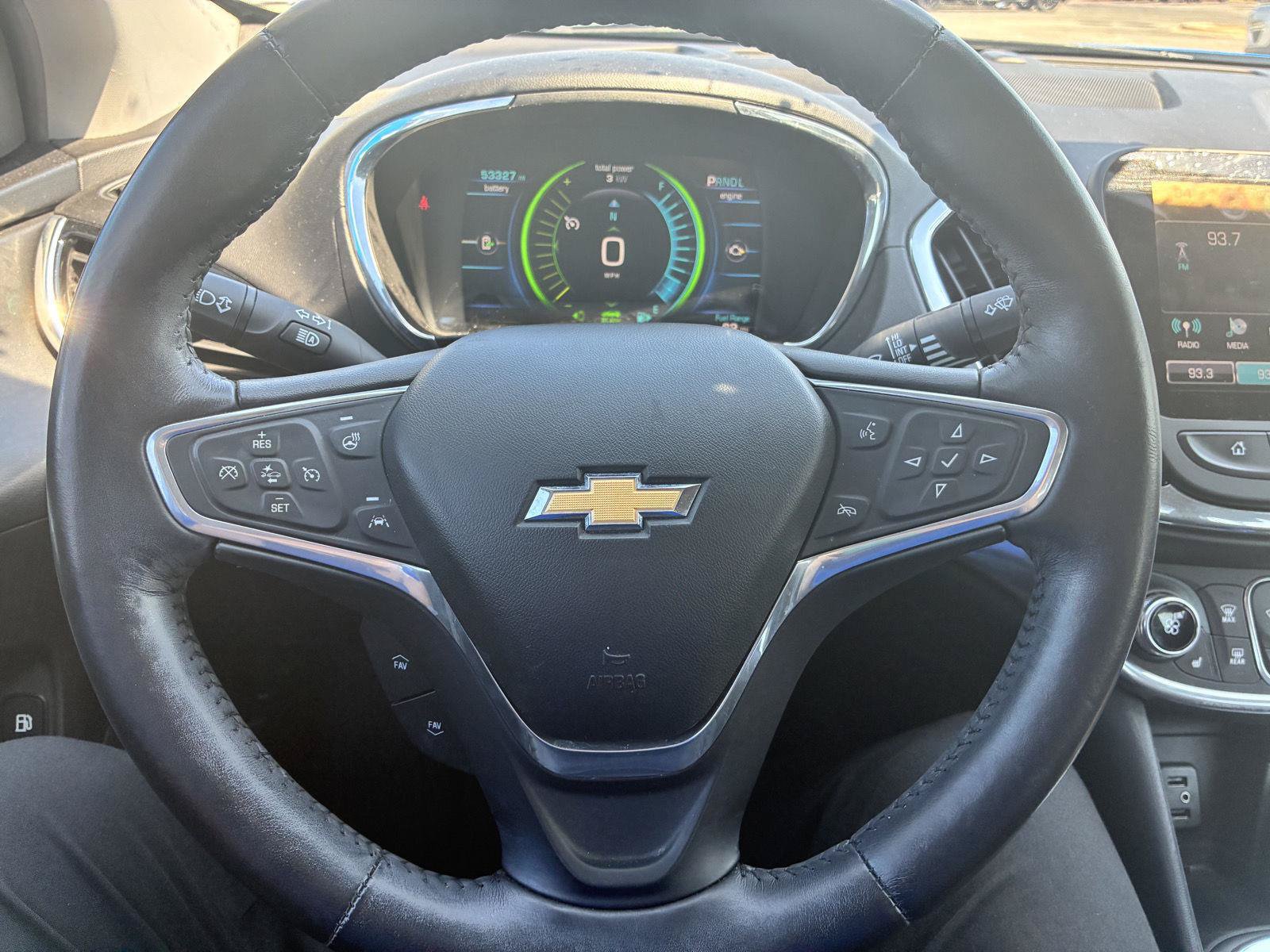 Used 2017 Chevrolet Volt Premier w/ Driver Confidence II Package FWD image 15