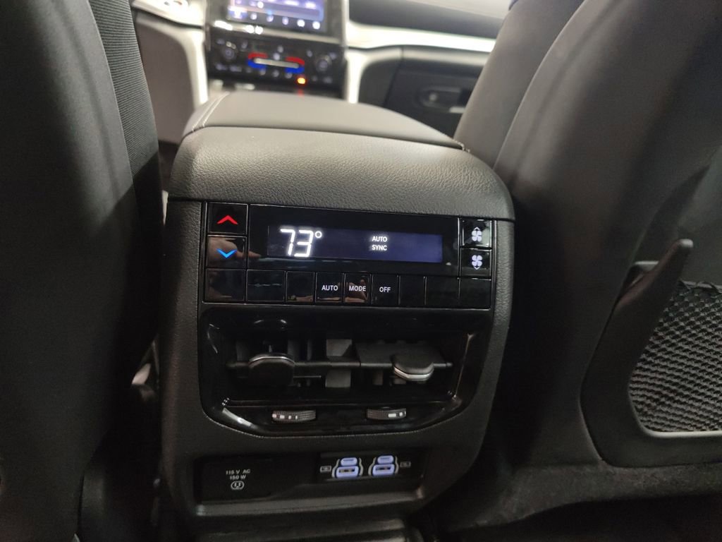 New 2025 Jeep Grand Cherokee L Altitude image 32