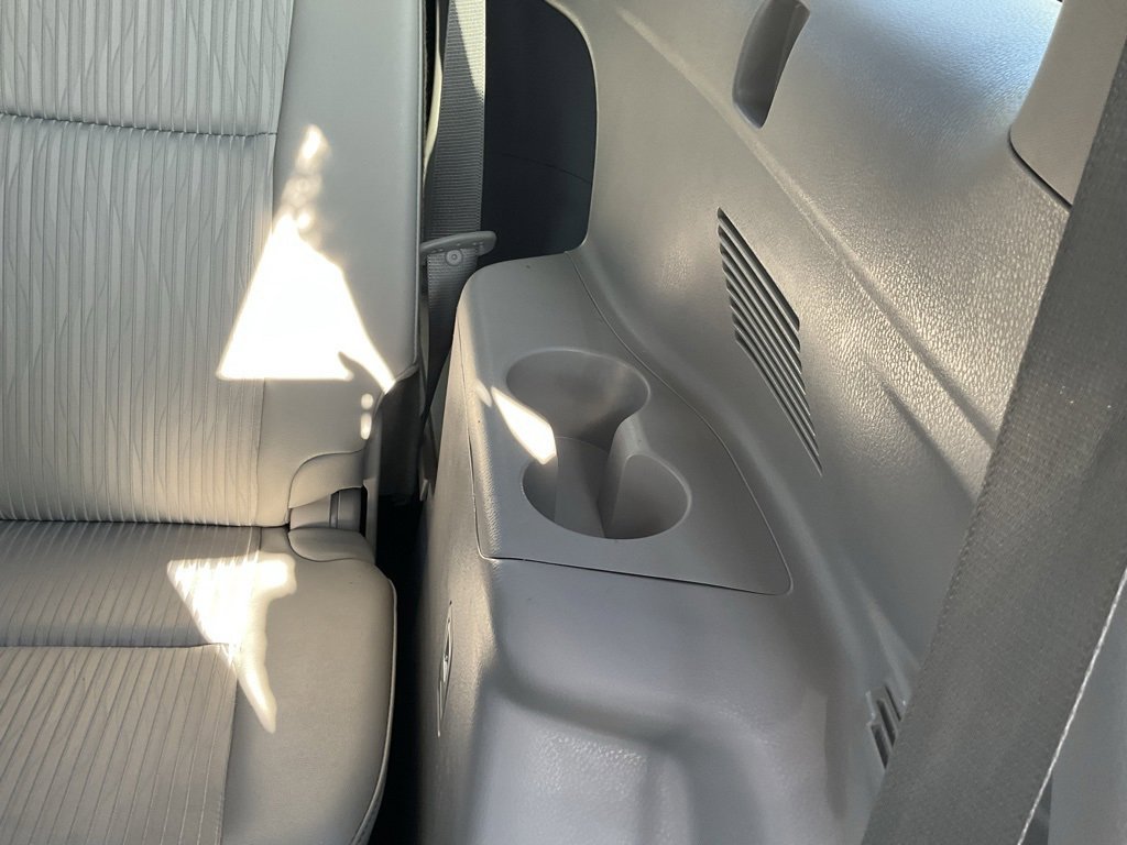 Used 2018 Toyota Highlander Plus image 37