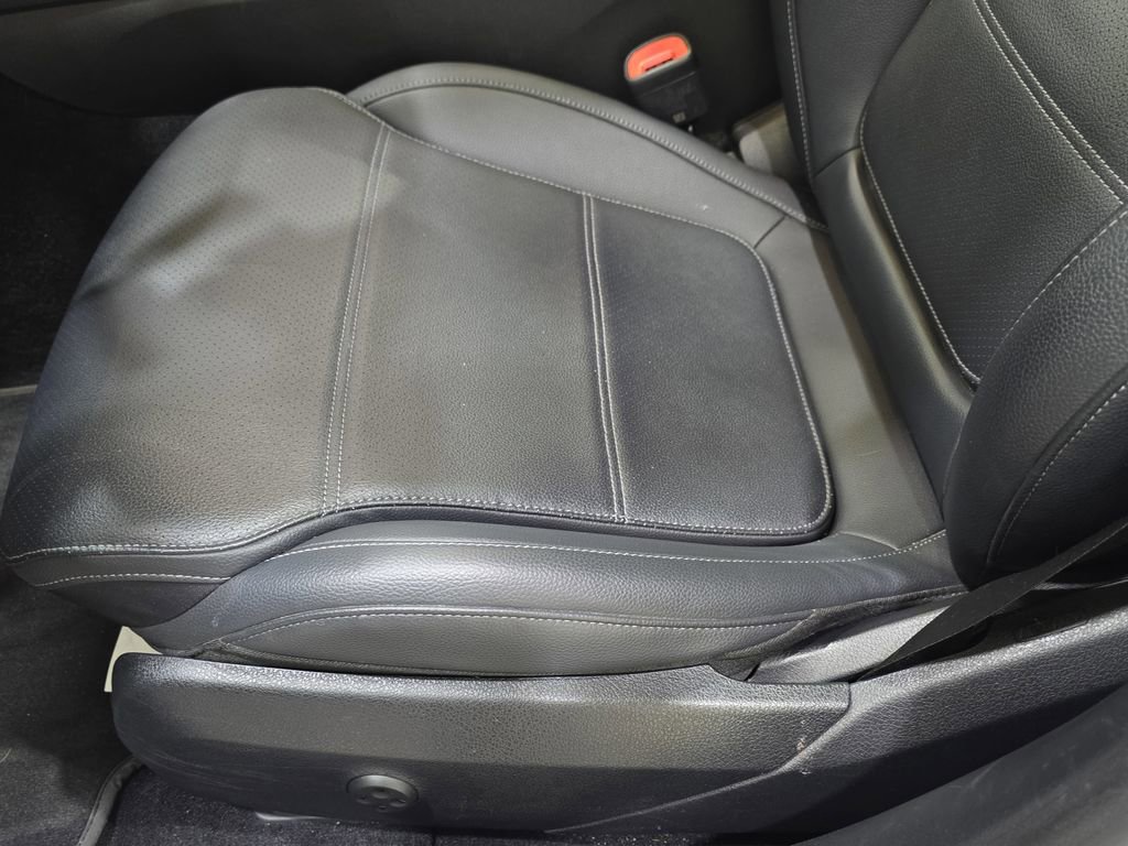 Used 2022 Mercedes-Benz C 300 4MATIC Sedan image 30