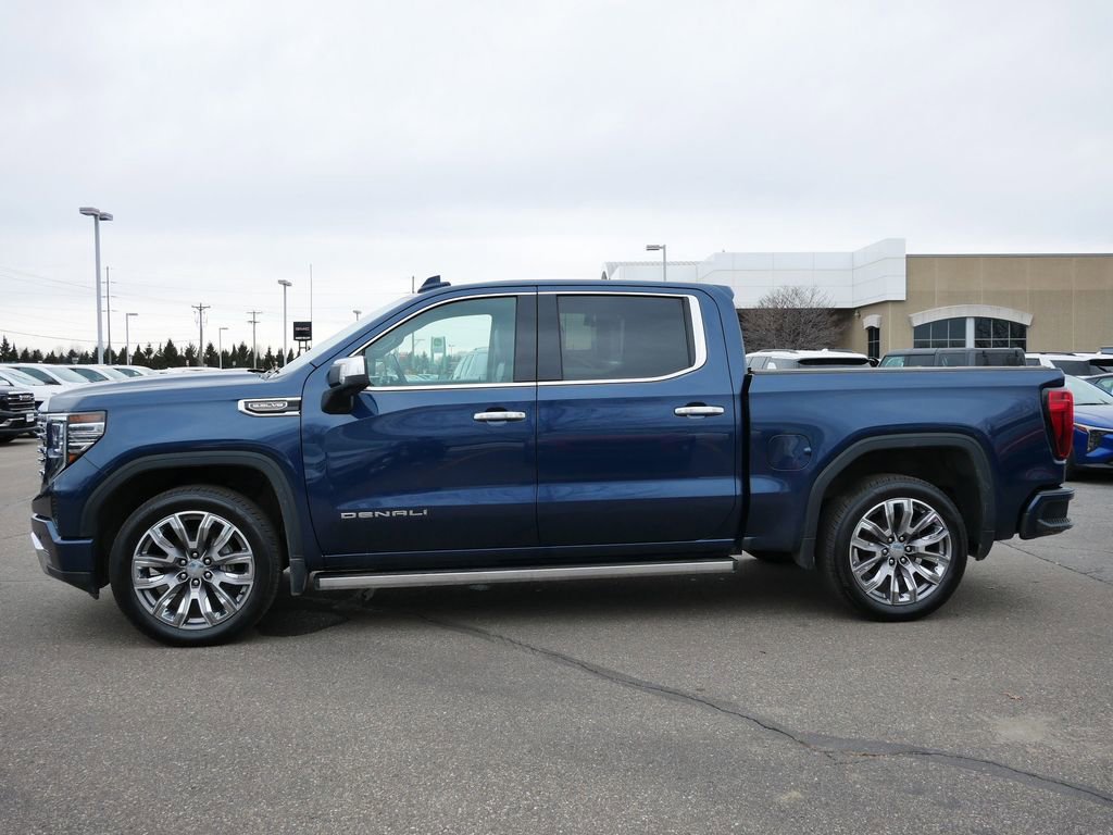 Used 2022 GMC Sierra 1500 Denali w/ Denali Reserve Package image 4