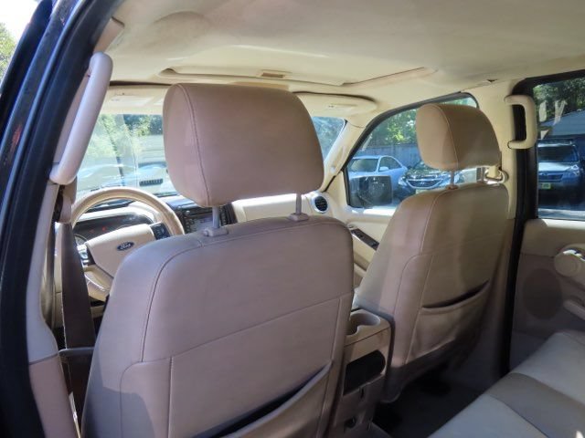 Used 2006 Ford Explorer Limited AWD/4WD image 15