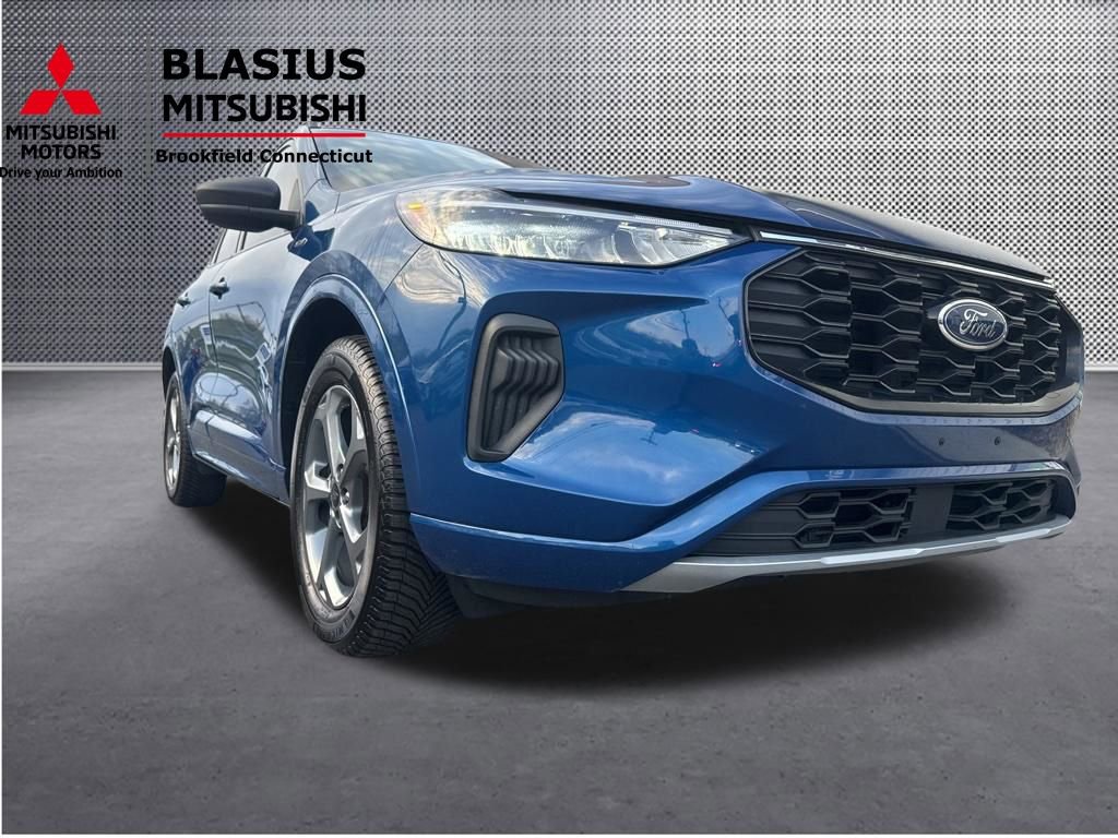 Used 2023 Ford Escape ST-Line w/ Tech Pack #1 AWD/4WD image 47