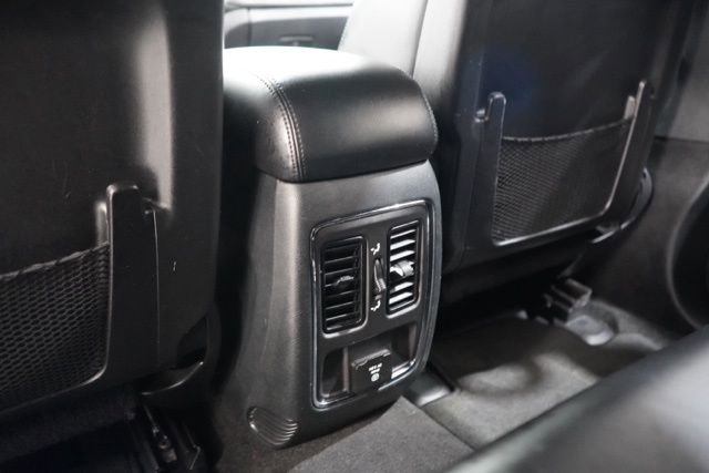 Used 2022 Jeep Grand Cherokee Laredo X image 30