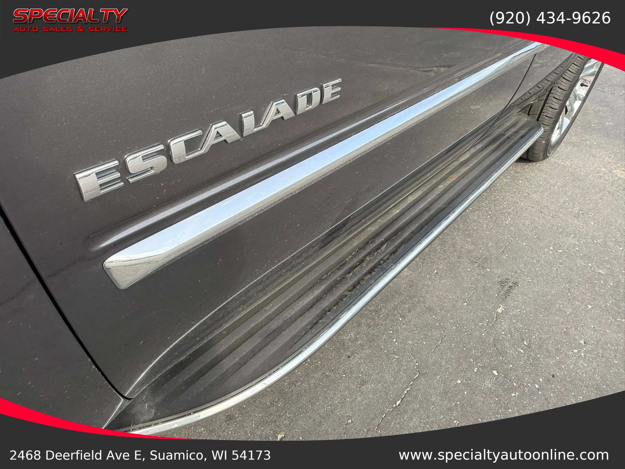 Used 2011 Cadillac Escalade AWD w/ Touring Package image 13