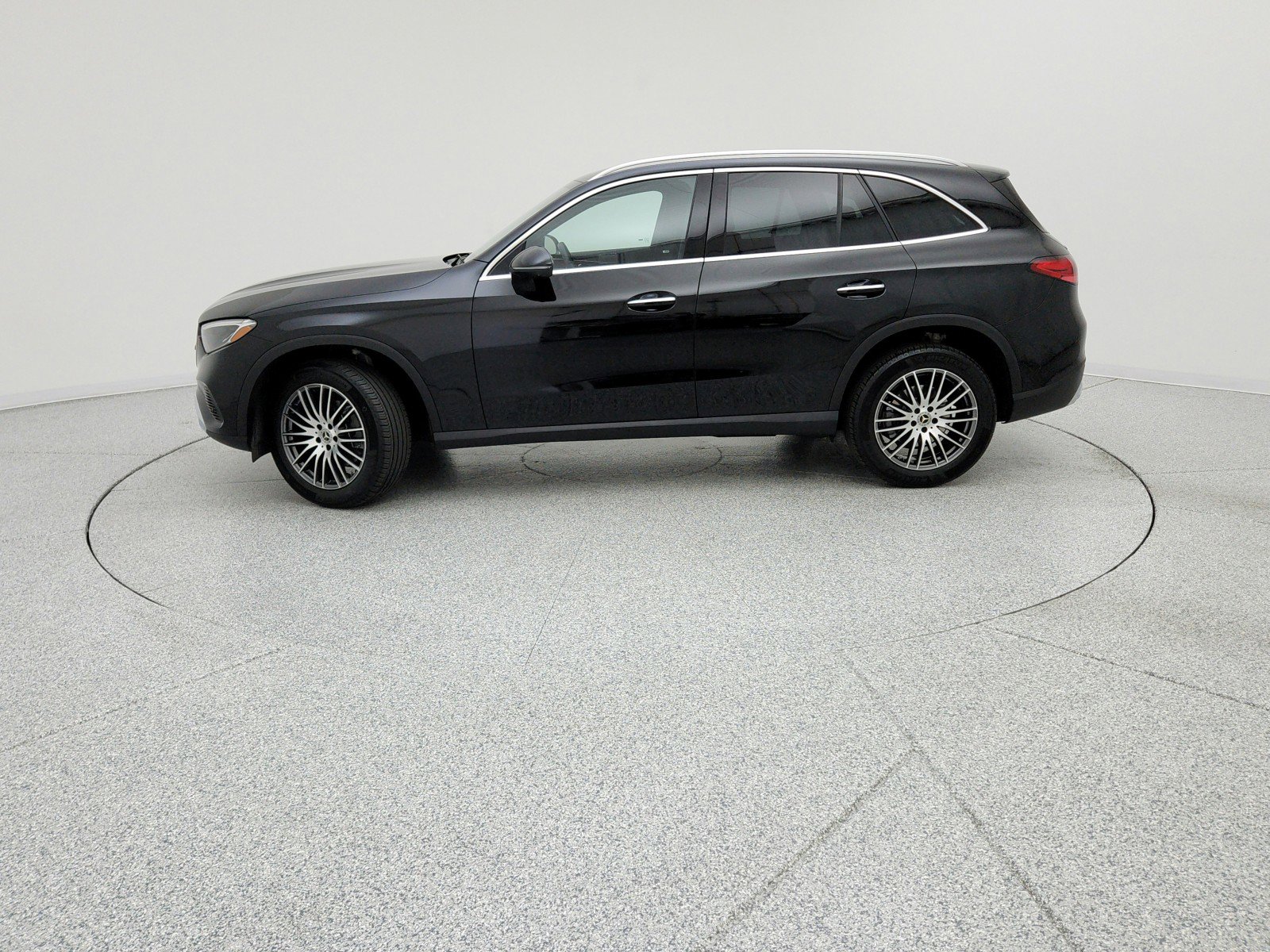 Certified 2026 Mercedes-Benz GLC 300 image 8