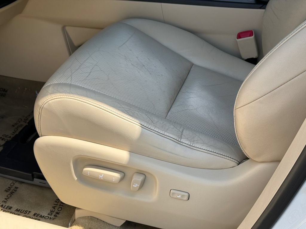 Used 2013 Lexus RX 450h AWD w/ Navigation Pkg image 23