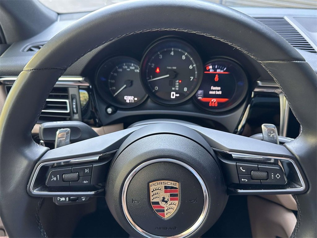 Certified 2025 Porsche Macan Turbo image 20
