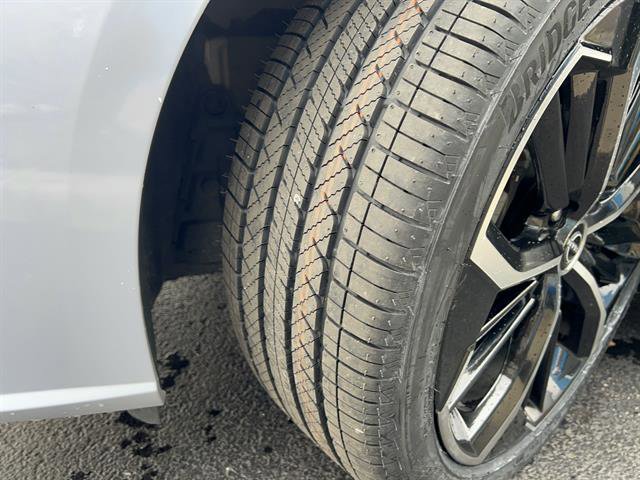 Used 2024 Nissan Altima 2.5 SR w/ SR Premium Package image 12