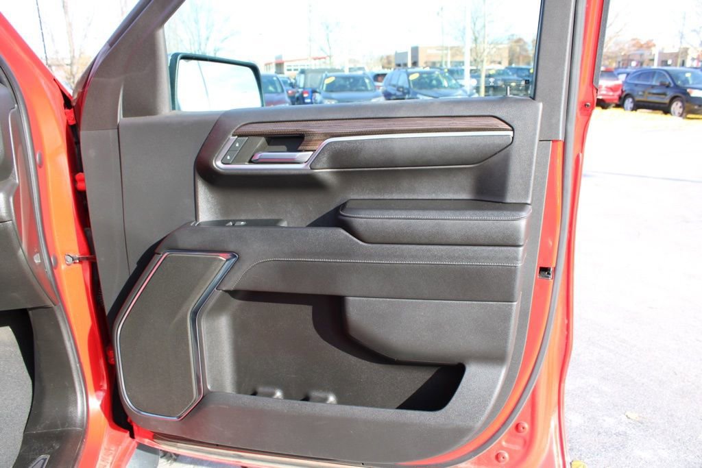 Used 2023 Chevrolet Silverado 1500 LT image 22