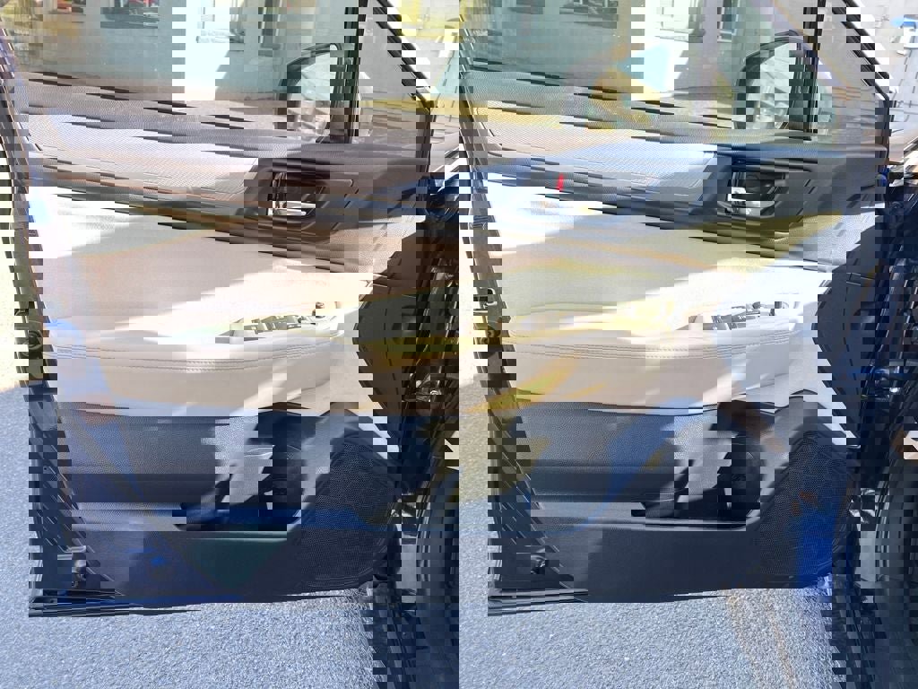 Used 2018 Subaru Outback 2.5i Premium image 9