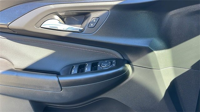 Used 2023 Chevrolet TrailBlazer RS w/ Convenience Package image 27