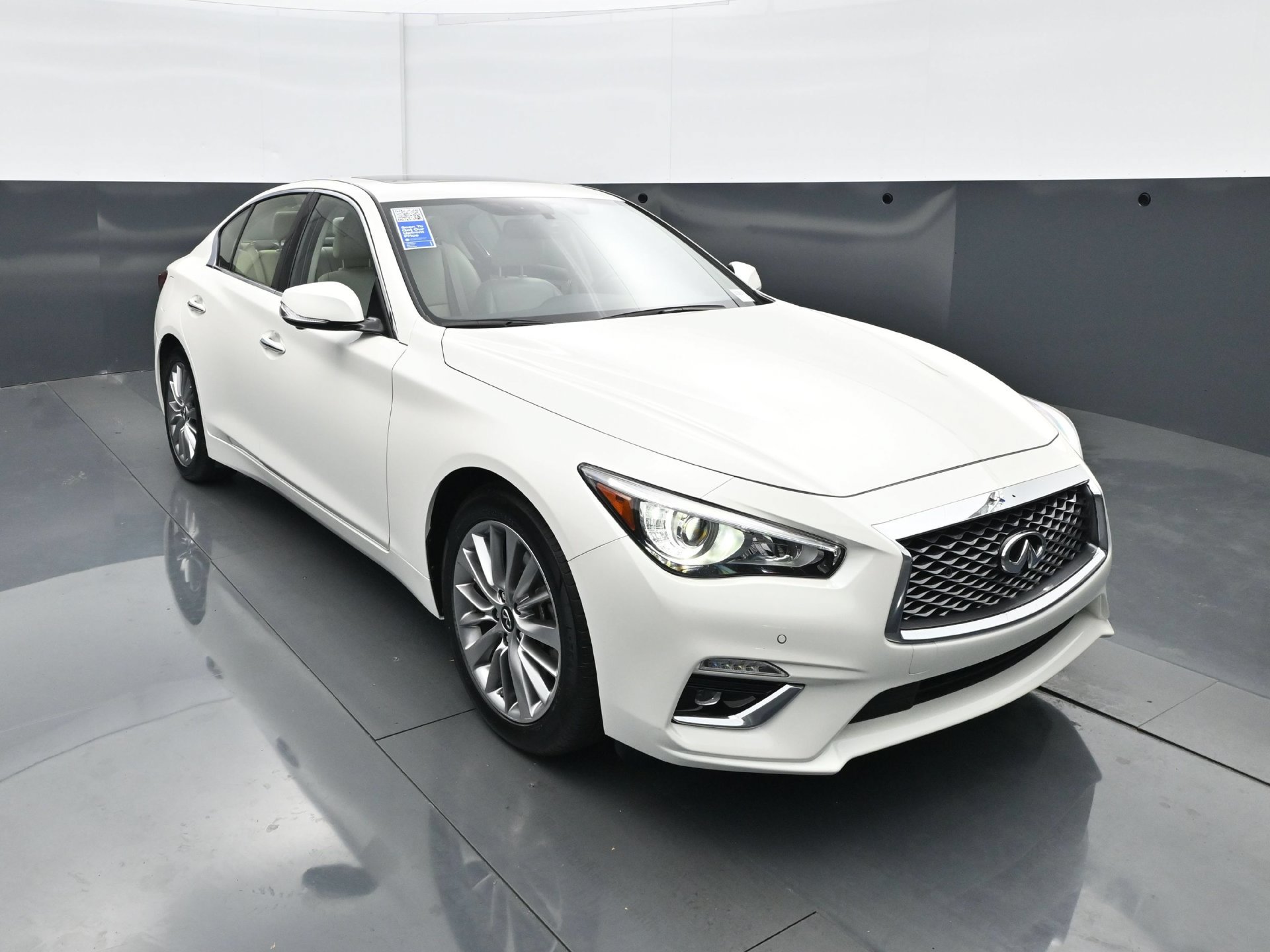 Used 2024 INFINITI Q50 Luxe AWD/4WD image 11