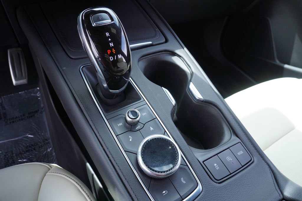 Used 2021 Cadillac XT4 Sport image 18