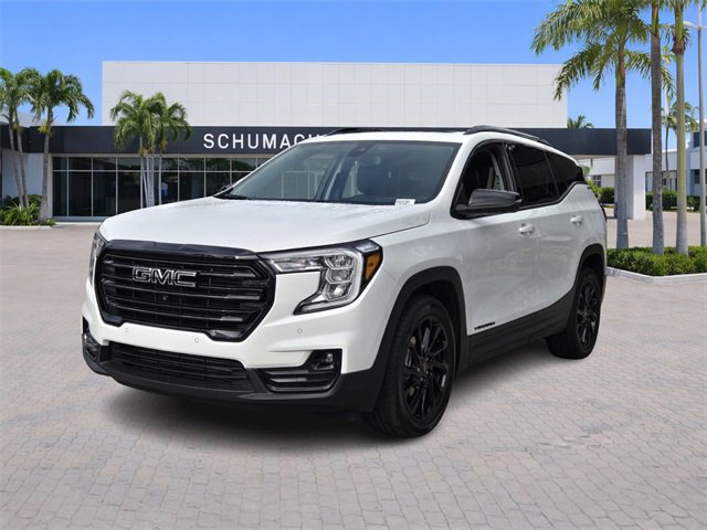 Certified 2023 GMC Terrain SLT w/ Tech Package image 3
